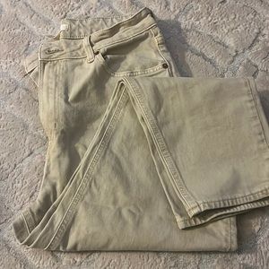 H&M Khaki’s!